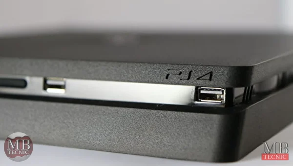 Venta de Consolas Playstation : PS5 - PS4 - PS3 - PSP esta acostada es finita la playstation 4 slim y liviana.